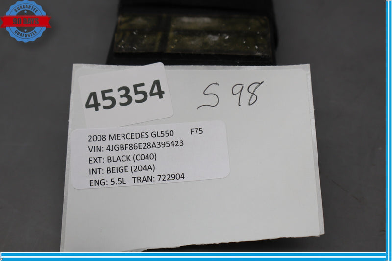 Load image into Gallery viewer, 06-13 Mercedes X164 GL550 ML320 Audio Music iPod Module Interface B67824252 Oem
