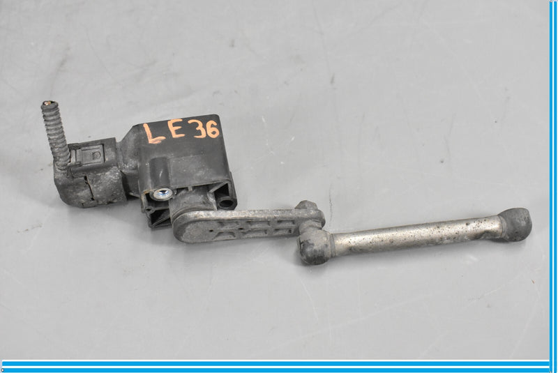 Load image into Gallery viewer, 07-13 Mercedes GL450 GL550 Front Left Driver Side Suspension Level Sensor Oem
