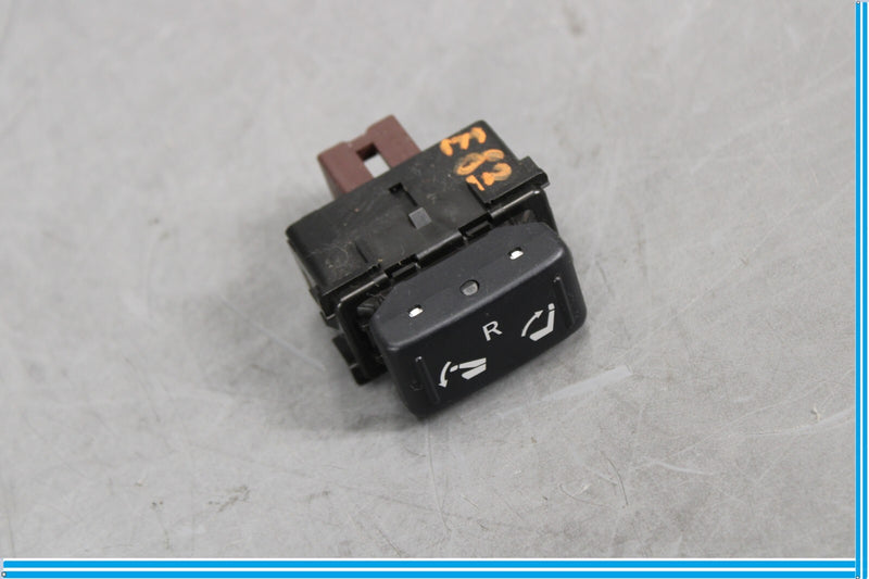 Load image into Gallery viewer, 11-17 Infiniti QX56 QX80 3rd Row Right Passenger Seat Power Folding Switch Oem
