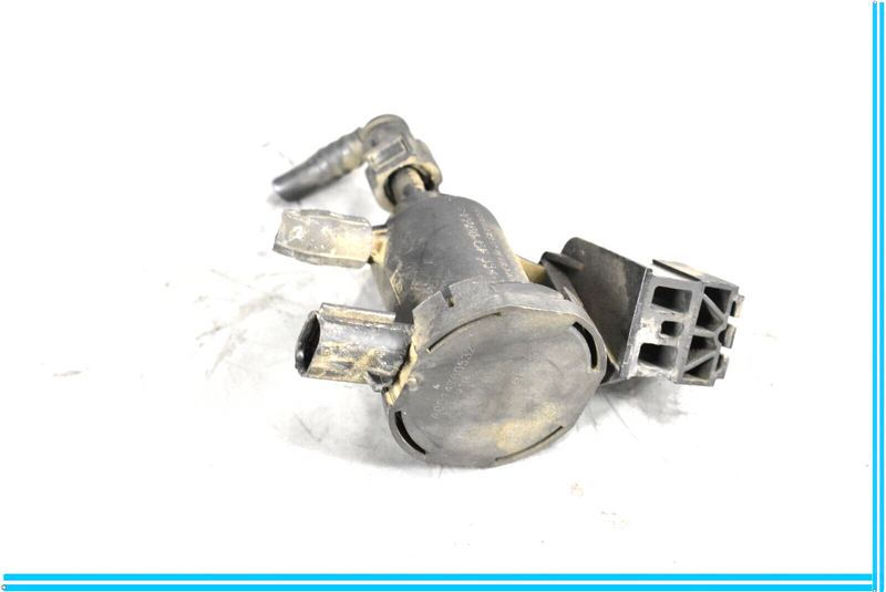 Load image into Gallery viewer, 11-18 Mercedes W218 CLS550 S550 CL550 Fuel System Purge Valve Oem