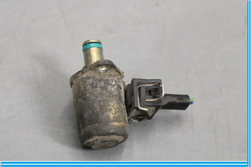 Load image into Gallery viewer, 00-06 Mercedes S500 S600 Fuel Injector Connector 0280156016 Oem