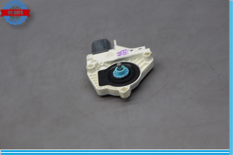 Load image into Gallery viewer, 11-18 Porsche Cayenne 958 Rear Right Side Door Window Regulator Motor Unit Oem
