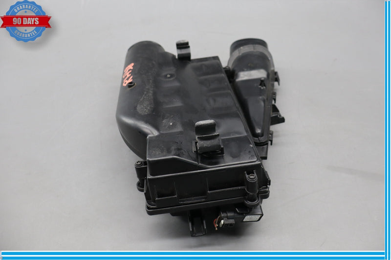Load image into Gallery viewer, 13-16 Mercedes GL550 GL450 Right Passenger Side Air Intake Cleaner Box Oem