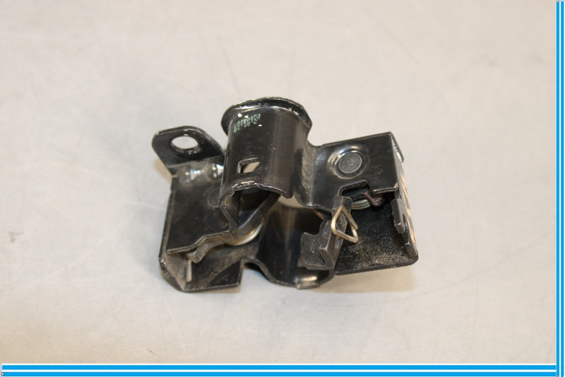 Load image into Gallery viewer, 06-11 Mercedes CLS550 W219 Right or Left Side Engine Hood Lock Latch Oem