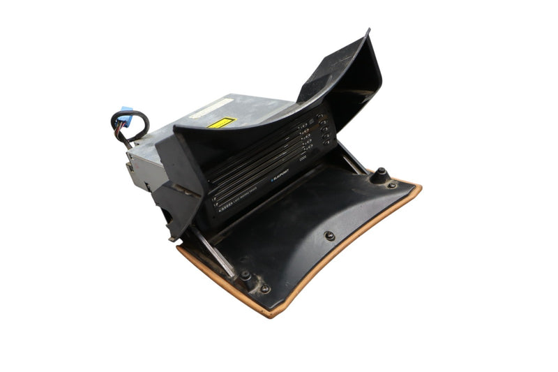 Load image into Gallery viewer, 02-08 Maserati Quattroporte M139 Coupe M138 CD Changer 5 Disk Player Oem