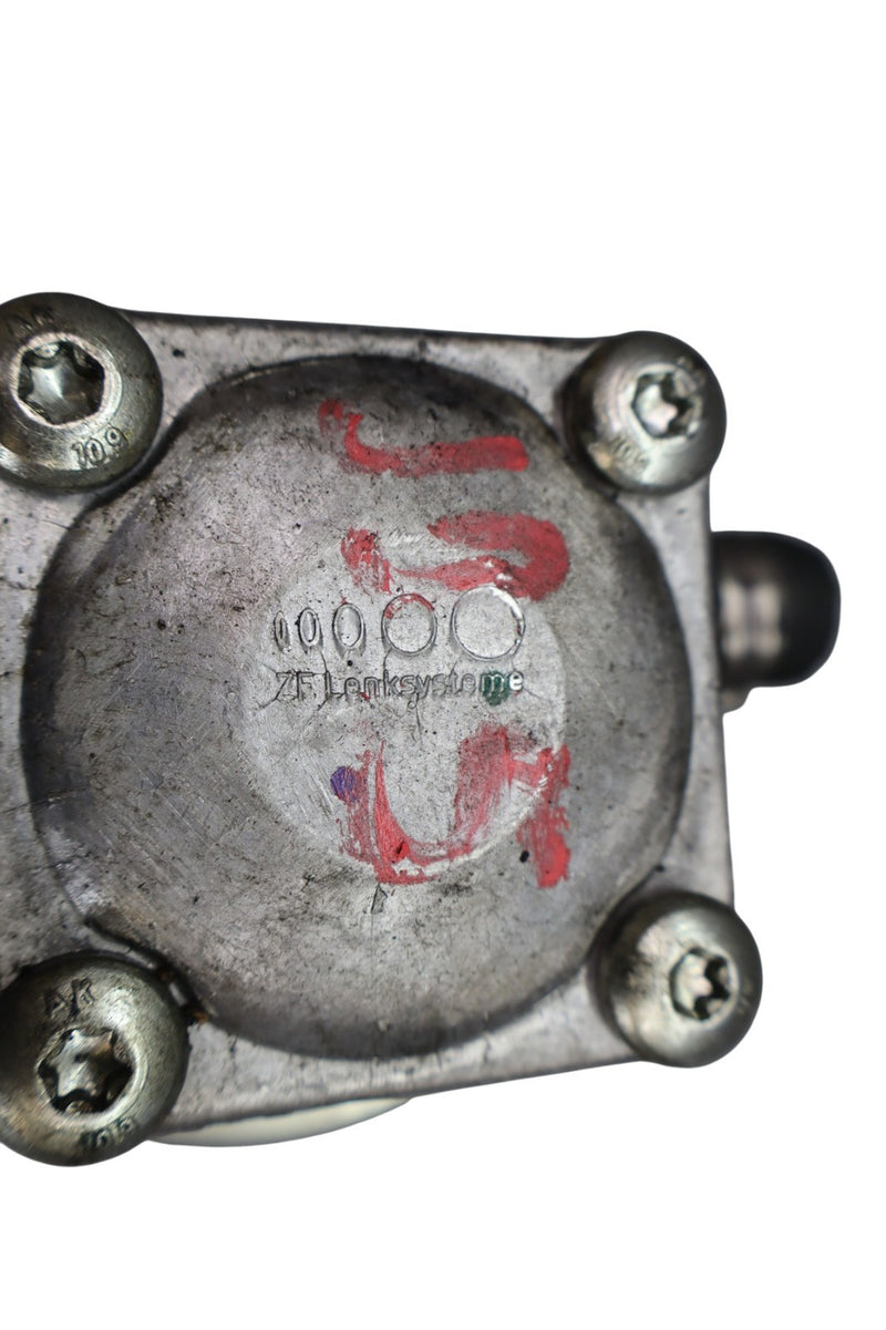 Load image into Gallery viewer, 14-22 Maserati Ghibli M157 Quattroporte M156 Power Steering Pump W/ Pulley Oem
