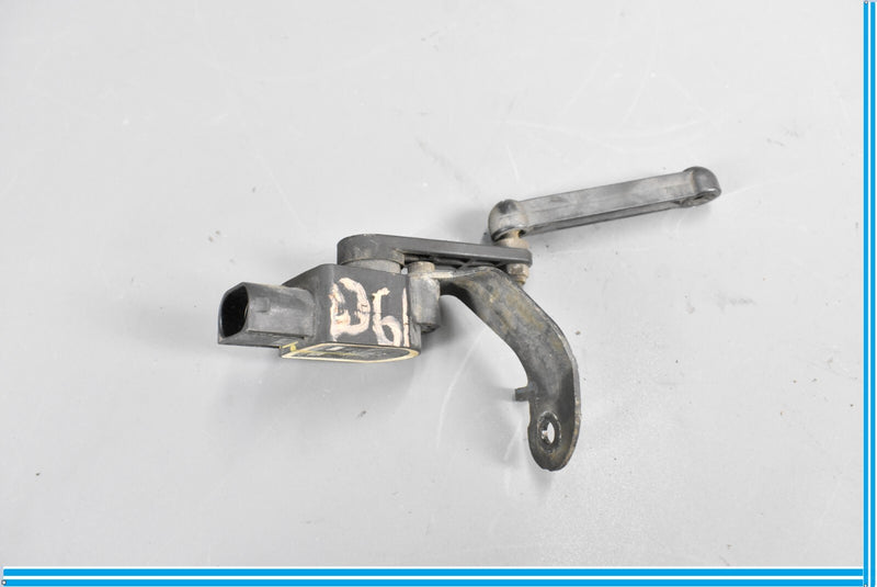 Load image into Gallery viewer, 07-13 BMW X5 E70 Front Left Driver Side Headlight Height Level Sensor Oem