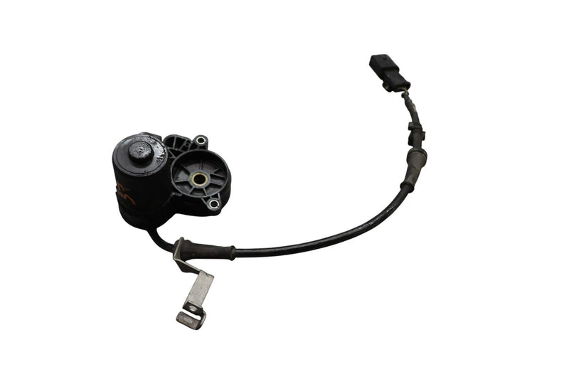 Load image into Gallery viewer, 14-21 BMW i3 101 REX Rear Left Driver Side Parking Brake Actuator 685385708 Oem