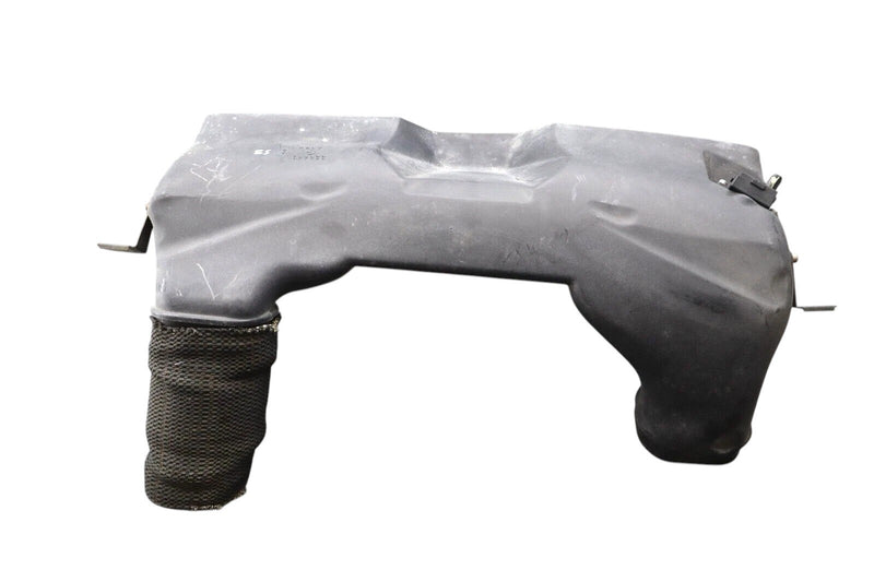 Load image into Gallery viewer, 07-11 Maserati Quattroporte Front Engine Air Duct Conveyor OEM