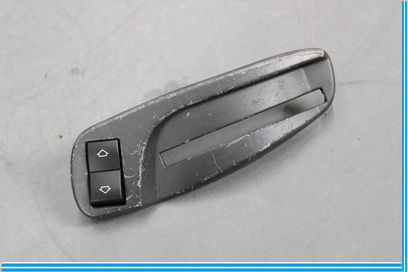 Load image into Gallery viewer, 04-10 BMW 645Ci 650i Front Right Side Seat Headrest Switch Trim Black Oem