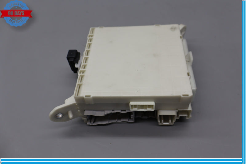 Load image into Gallery viewer, 07-12 Lexus XF40 LS460 LS460L Front Right Side Interior Fuse Relay Box Oem