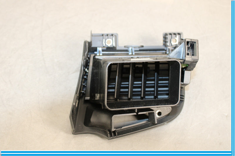 Load image into Gallery viewer, 07-13 Mercedes W221 S550 S600 Front Left Dashboard Dash AC A/C Air Vent Oem