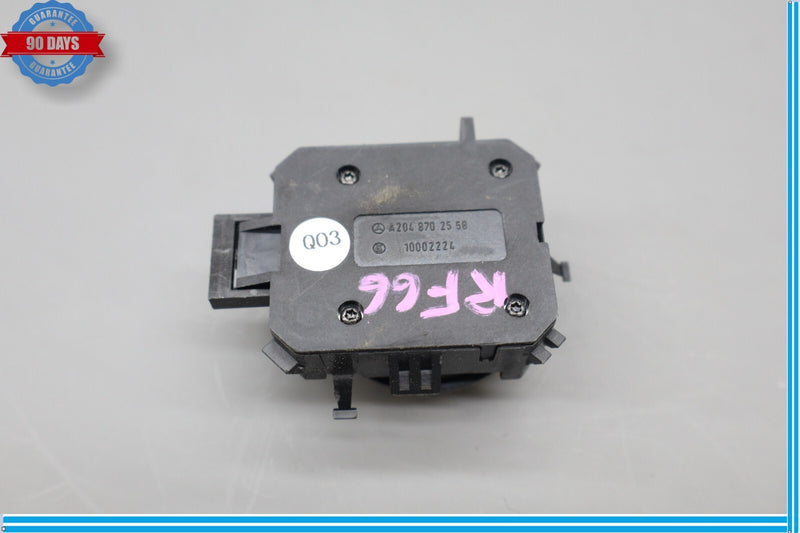 Load image into Gallery viewer, 08-16 Mercedes W204 C250 E350 Front Left Driver Side Seat Adjustment Switch Oem