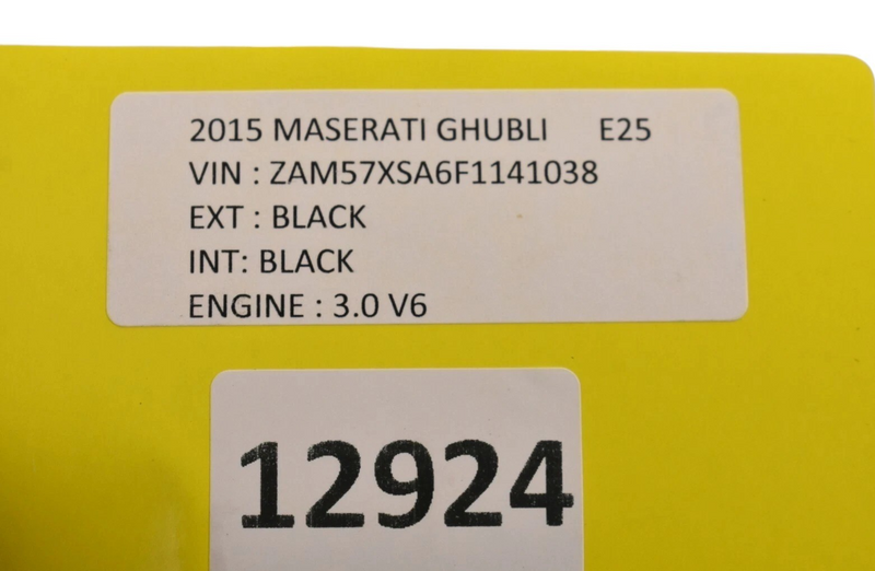 Load image into Gallery viewer, 14-19 Maserati Ghibli Front Right Side Door Panel Trim Cover 105804409 Oem