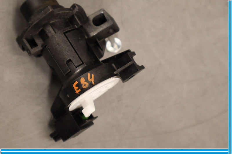 Load image into Gallery viewer, 08-20 Mercedes E350 E550 C300 C250 W207 Rear Trunk Lid Latch Lock Cylinder Oem