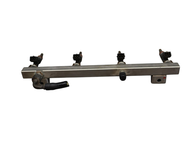 Load image into Gallery viewer, 03-19 Maserati Quattroporte M139 Right Side Fuel Injector Rail With Injector Oem