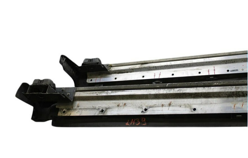 Load image into Gallery viewer, 07-12 Mercedes X164 GL550 GL450 Left & Right Side Running Board Step Panel Oem