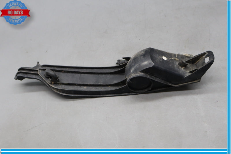 Load image into Gallery viewer, 11-14 Volkswagen VW Touareg Rear Right Side Bumper Reflector Light Oem