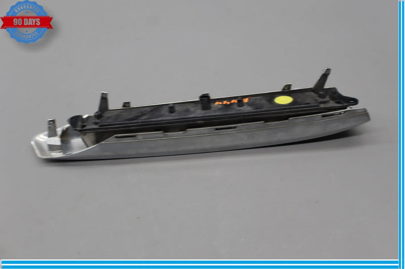 Load image into Gallery viewer, 10-16 Mercedes W164 ML350 R350 Front Right Daytime Run Lamp Fog Light Oem