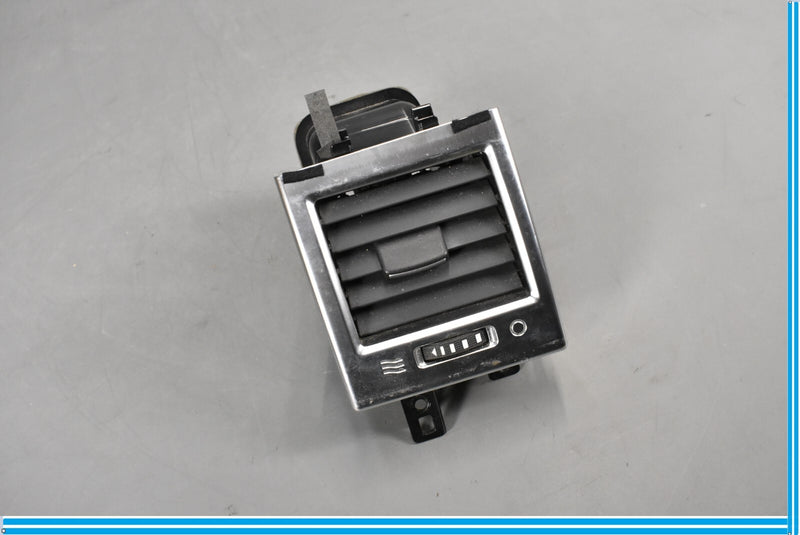 Load image into Gallery viewer, 10-13 Land Rover Range Rover Left Center Inner Dash AC Heat Air Vent GrilleOem