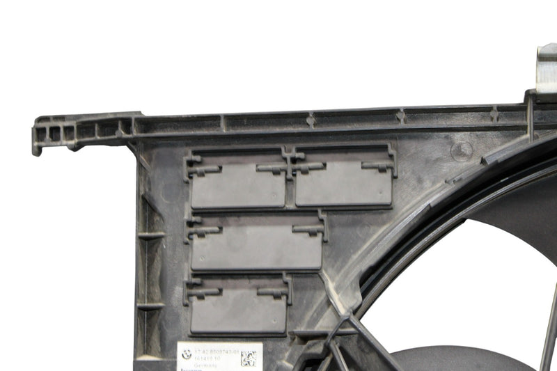 Load image into Gallery viewer, 09-19 BMW 640i 650i 750i 740i Engine Cooling Fan Motor Assembly 8509743 Oem