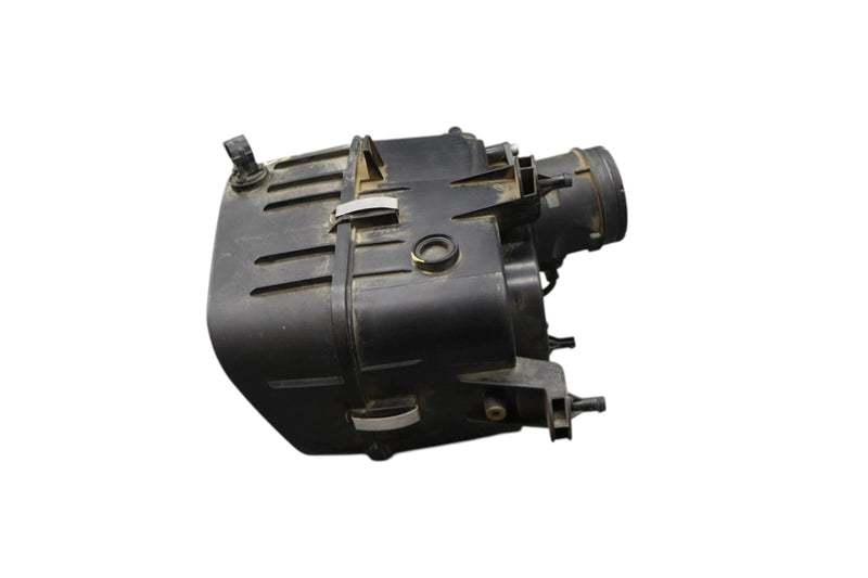 Load image into Gallery viewer, 14-21 Maserati Ghibli Left Side Engine Air Cleaner Housing Filter Box Black OEM