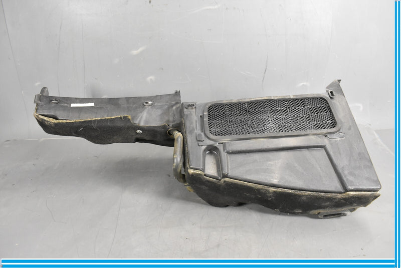 Load image into Gallery viewer, 14-17 Maserati Quattroporte Front Under Cowl Air Filter Housing Box Oem