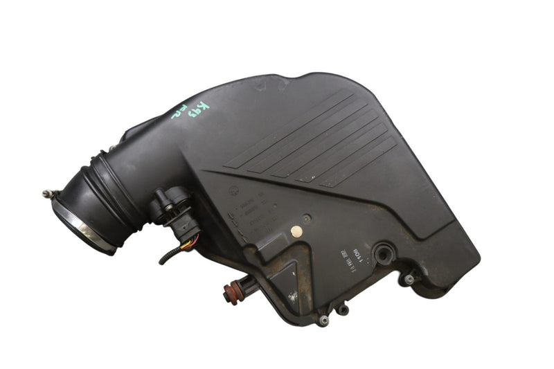 Load image into Gallery viewer, 09-15 BMW 750Li F04 F02 Right Side Air Intake Cleaner Filter Housing Box Oem