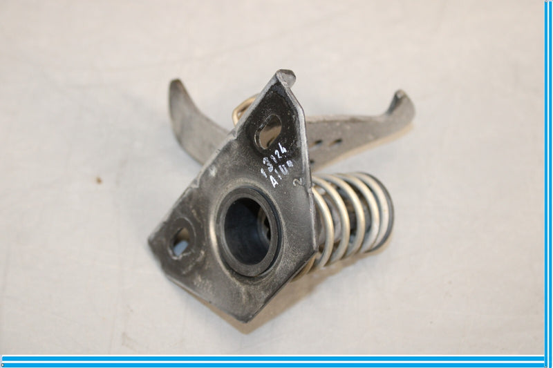 Load image into Gallery viewer, 04-05 BMW 645Ci E63 Hood Latch Safety Catch 14775XX Oem