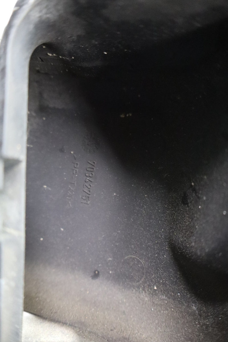 Load image into Gallery viewer, 10-16 BMW 550i GT xDrive F07 Front Left Side Engine Air Intake Duct Tube Oem