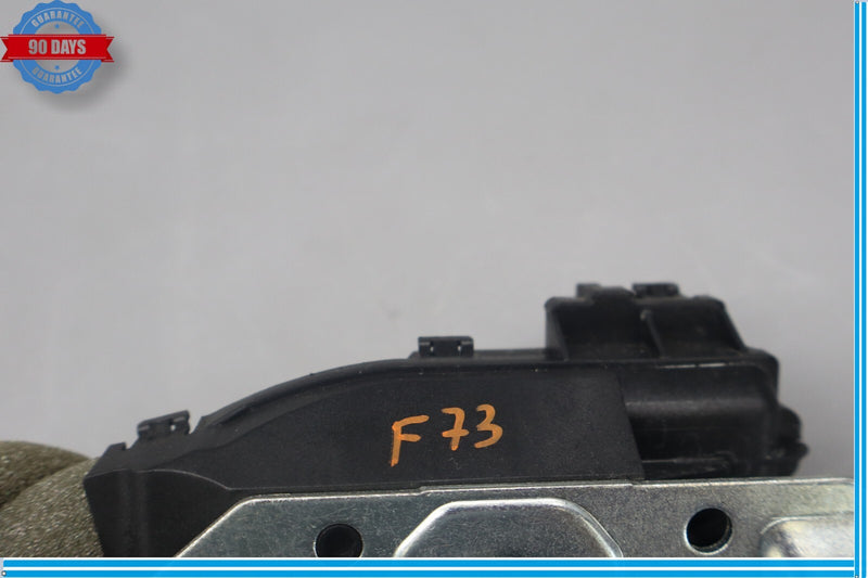 Load image into Gallery viewer, 08-17 Mercedes C300 C350 Trunk Lid Latch Lock Actuator 2047500185 Oem