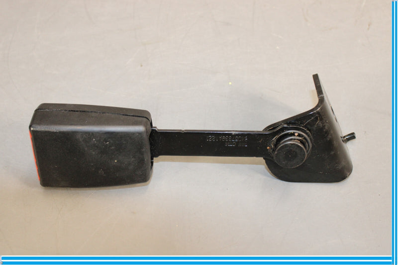 Load image into Gallery viewer, 09-15 BMW 750i 750Li Rear Left Driver Side Seat Belt Buckle Oem