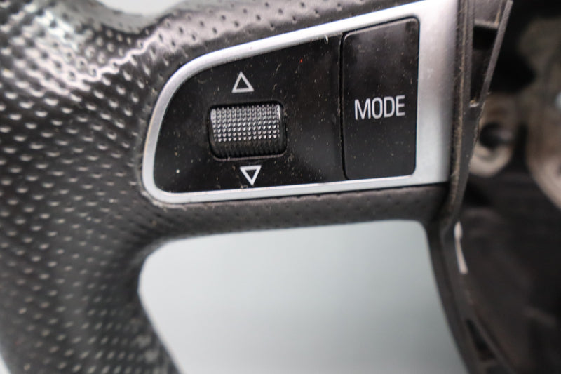 Load image into Gallery viewer, 09-12 AUDI A4 A4 Quattro Front Steering Wheel Assembly W/ Control Switches Oem