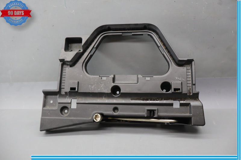 Load image into Gallery viewer, 03-12 Land Rover Range Rover L322 Rear Right Trunk Storage Compartment Cover Oem