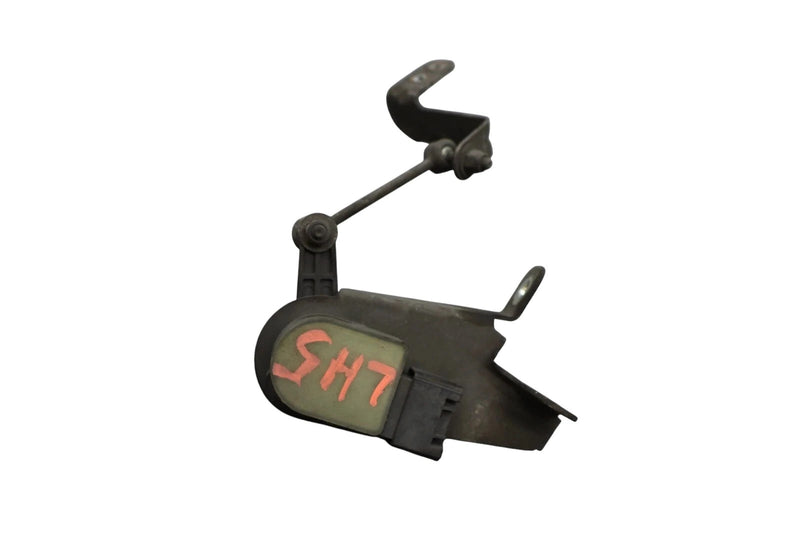 Load image into Gallery viewer, 03-08 Maserati Quattroporte Rear Left Driver Side Suspension Level Sensor Oem