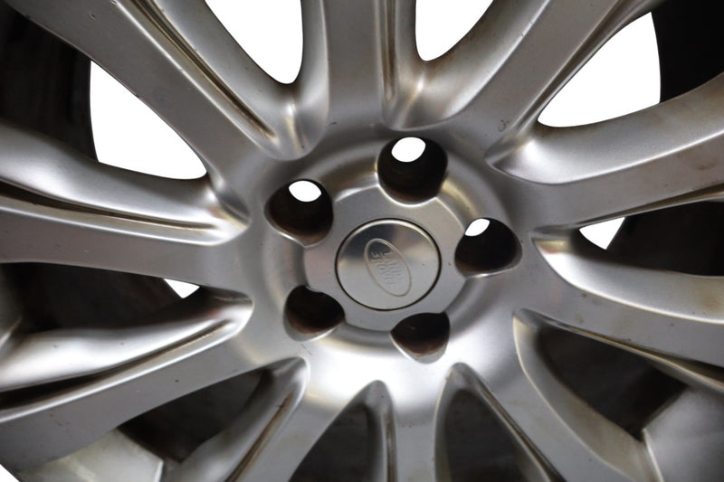 Load image into Gallery viewer, 13-22 Land Rover Range Rover L405 Style D 9.5 x R21 21" Wheel Rim Silver Oem