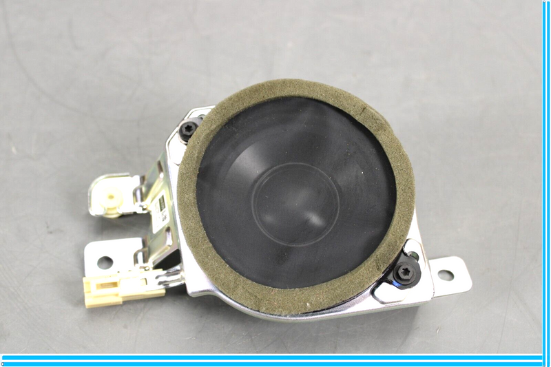 Load image into Gallery viewer, 07-17 Lexus LS460 Rear Left Driver Side Door Speaker Tweeter Oem