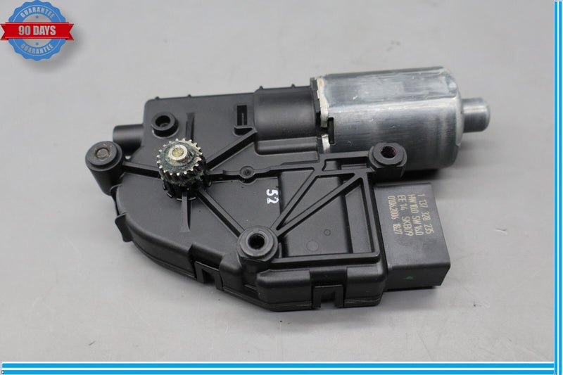Load image into Gallery viewer, 07-15 Audi Q7 4L Panoramic Sun Roof Sunroof Window Glass Regulator Motor Oem