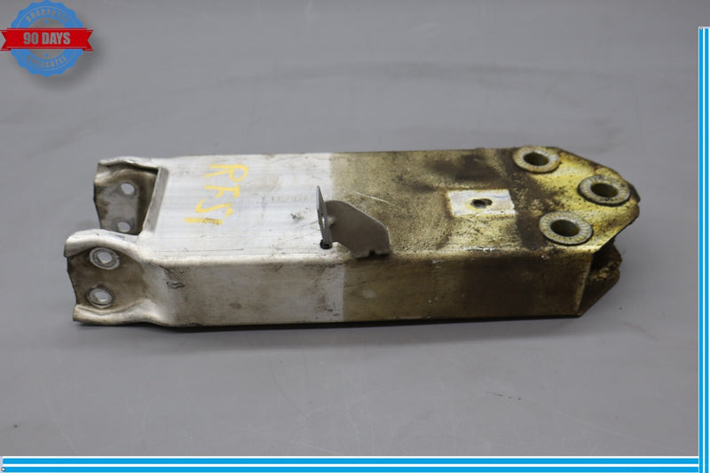 Load image into Gallery viewer, 09-12 BMW 750i 750Li Front Right Passenger Reinforcement Bar Mount Bracket Oem