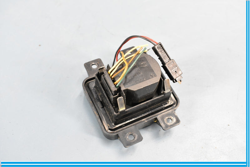 Load image into Gallery viewer, 06-12 Bentley Continental Interior Climate Temperature Sensor Housing Oem