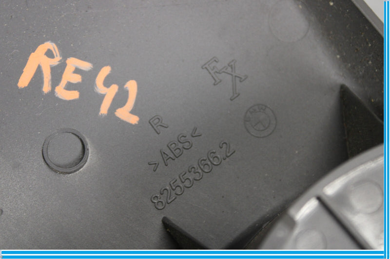 Load image into Gallery viewer, 04-10 BMW 645Ci 650i Front Right Passenger Side Seat Trim Outer Hinge Cover Oem