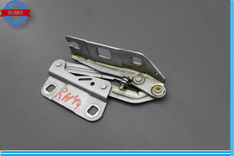 Load image into Gallery viewer, 06-13 Mercedes GL450 ML500 Front Right Side Hood Bonnet Hinge Bracket Oem