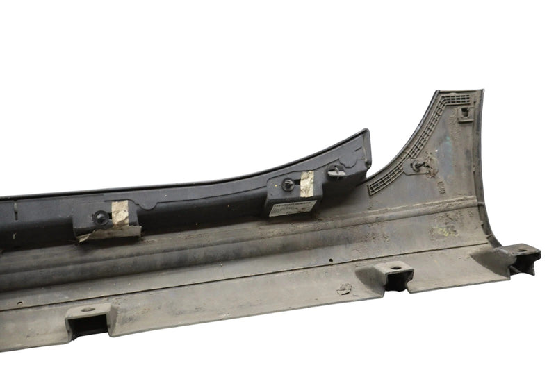 Load image into Gallery viewer, 14-20 Maserati Ghibli M157 Right Side Skirt Rocker Panel Molding 6700288400 OEM