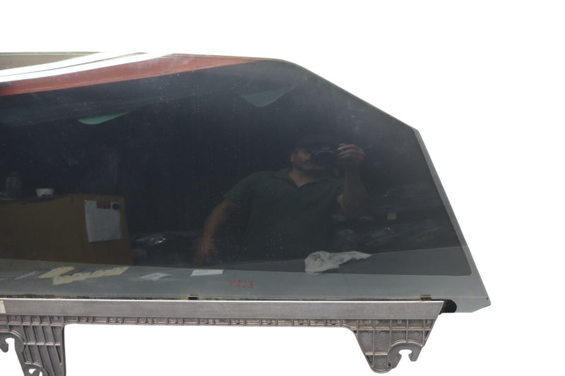 Load image into Gallery viewer, 03-10 Bentley Continental GTC Front Right Side Door Window Auto Glass Oem