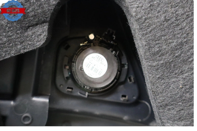 Load image into Gallery viewer, 07-15 Audi Q7 4L Rear Right Passenger Side Interior Door Panel 4L0863981 OEM