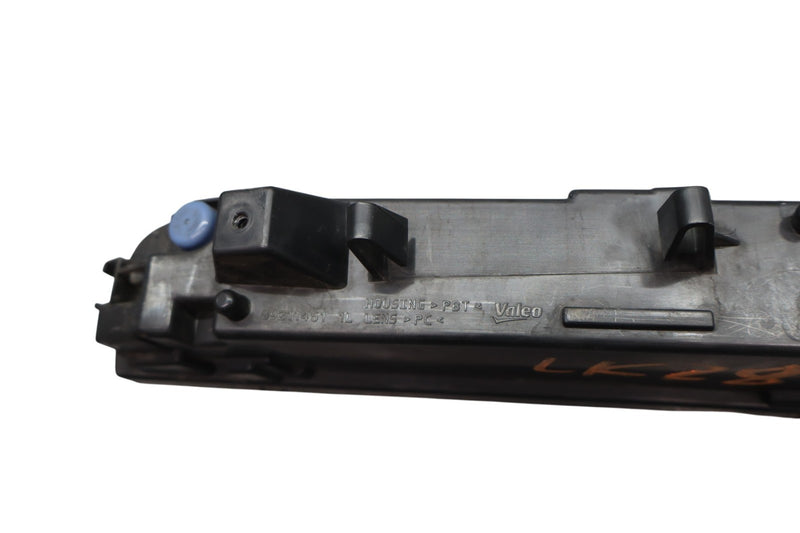 Load image into Gallery viewer, 11-14 Porsche Cayenne S 958 Front Left Driver Side Fog Light Lamp Oem