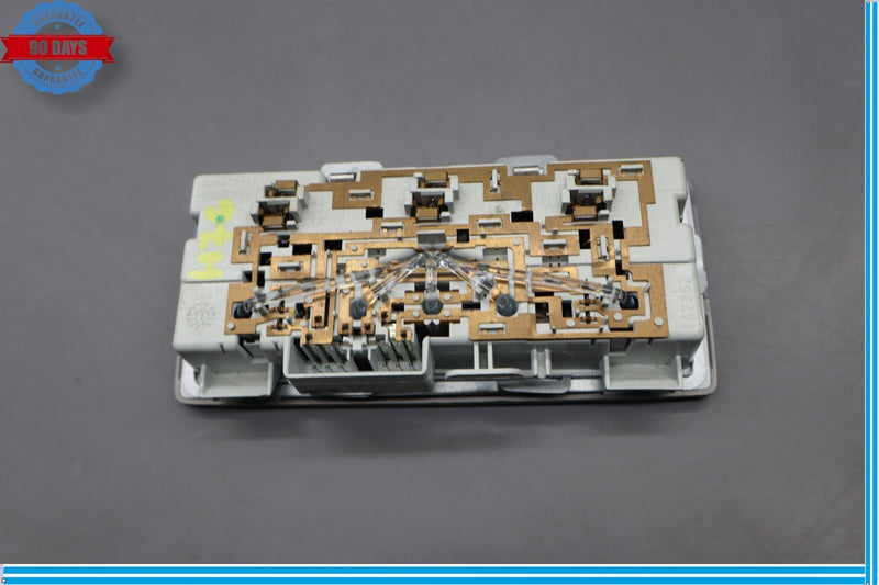 Load image into Gallery viewer, 10-13 Buick Lacrosse CXL Dome Light Lamp Console Overhead Upper Unit Oem