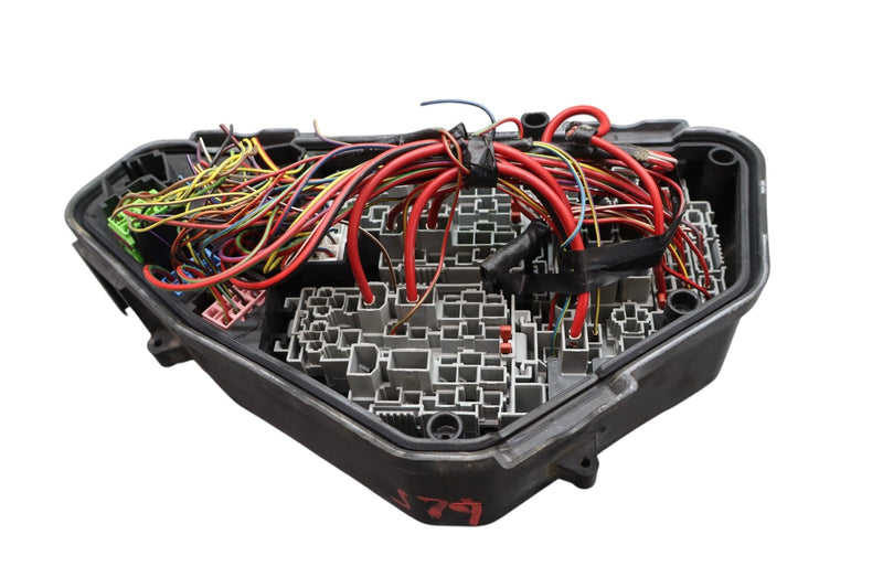 Load image into Gallery viewer, 11-17 Volkswagen Touareg Engine Fuse Box Fusebox Relay Junction Block Oem