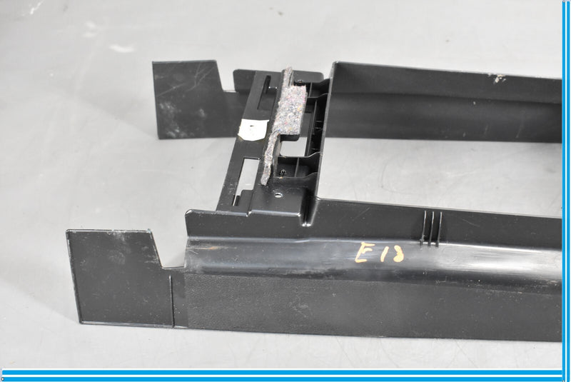 Load image into Gallery viewer, 07-12 Lexus LS460 Rear Center Console Armrest Armrest Trim Black Oem