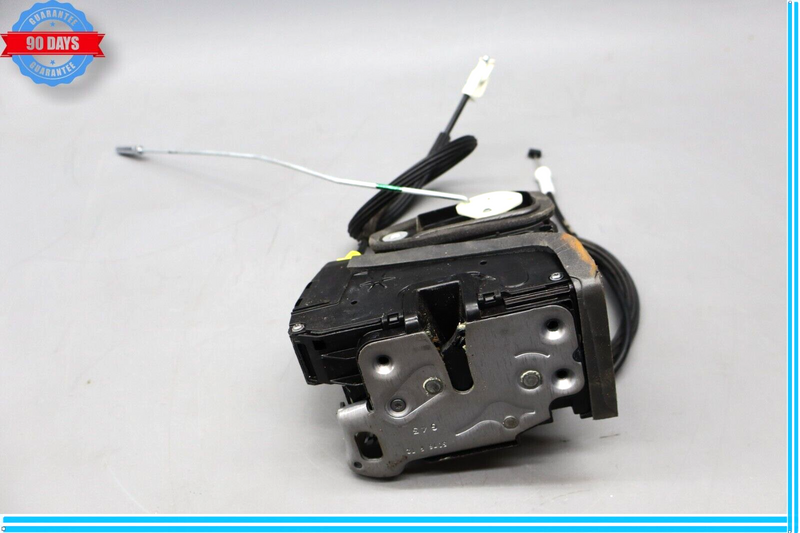 Load image into Gallery viewer, 18-21 Buick Enclave Avenir Front Right Passenger Door Lock Latch Actuator Oem